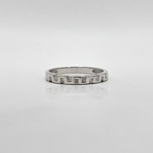 ANILLO DIAMANTES N17