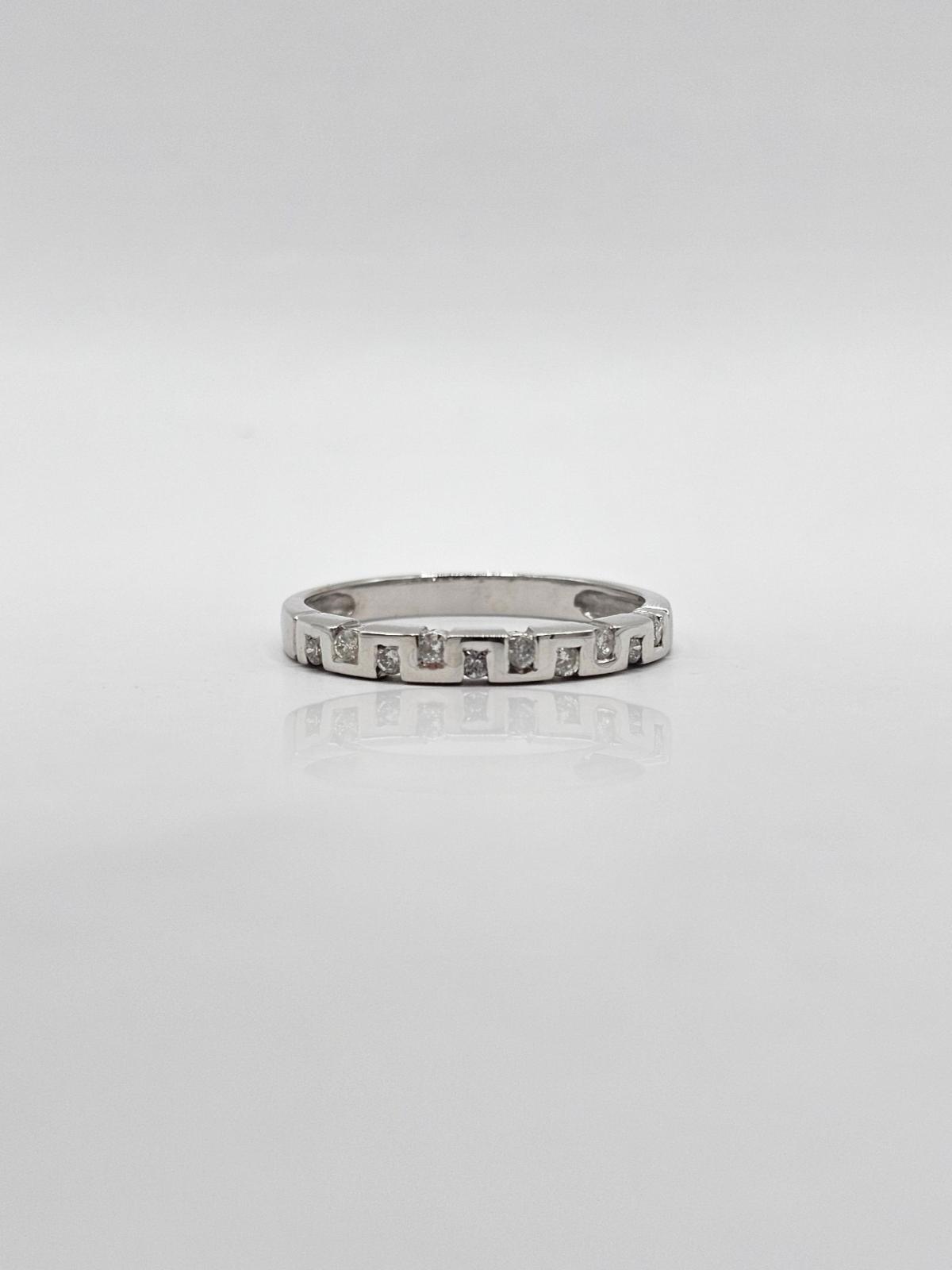 ANILLO DIAMANTES N17