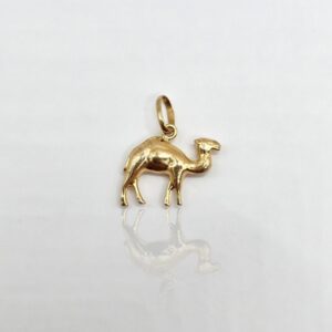 COLGANTE CAMELLO