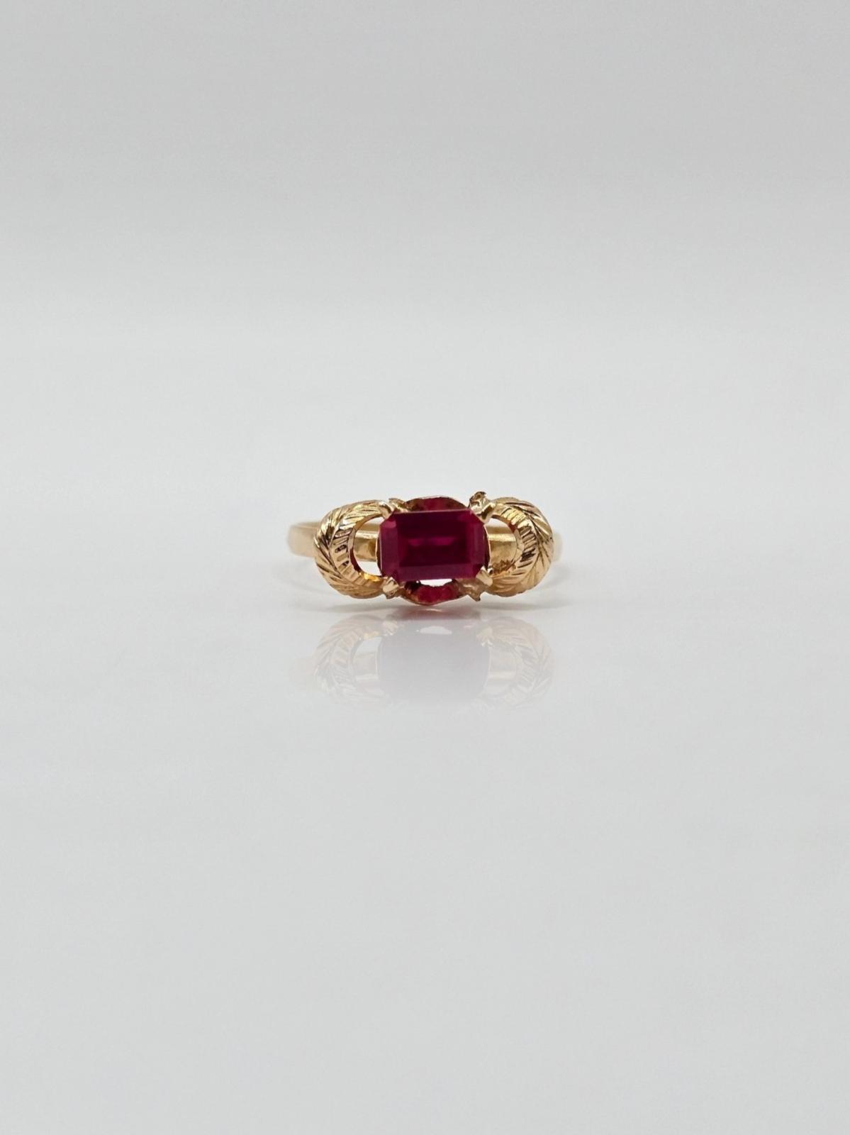 ANILLO PIEDRA FUCSIA N11,5