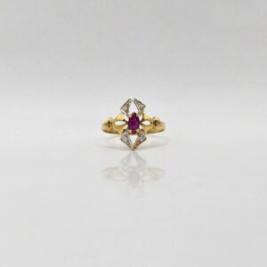 ANILLO TIPO FLECHAS PIEDRA ROJA CENTRAL N15