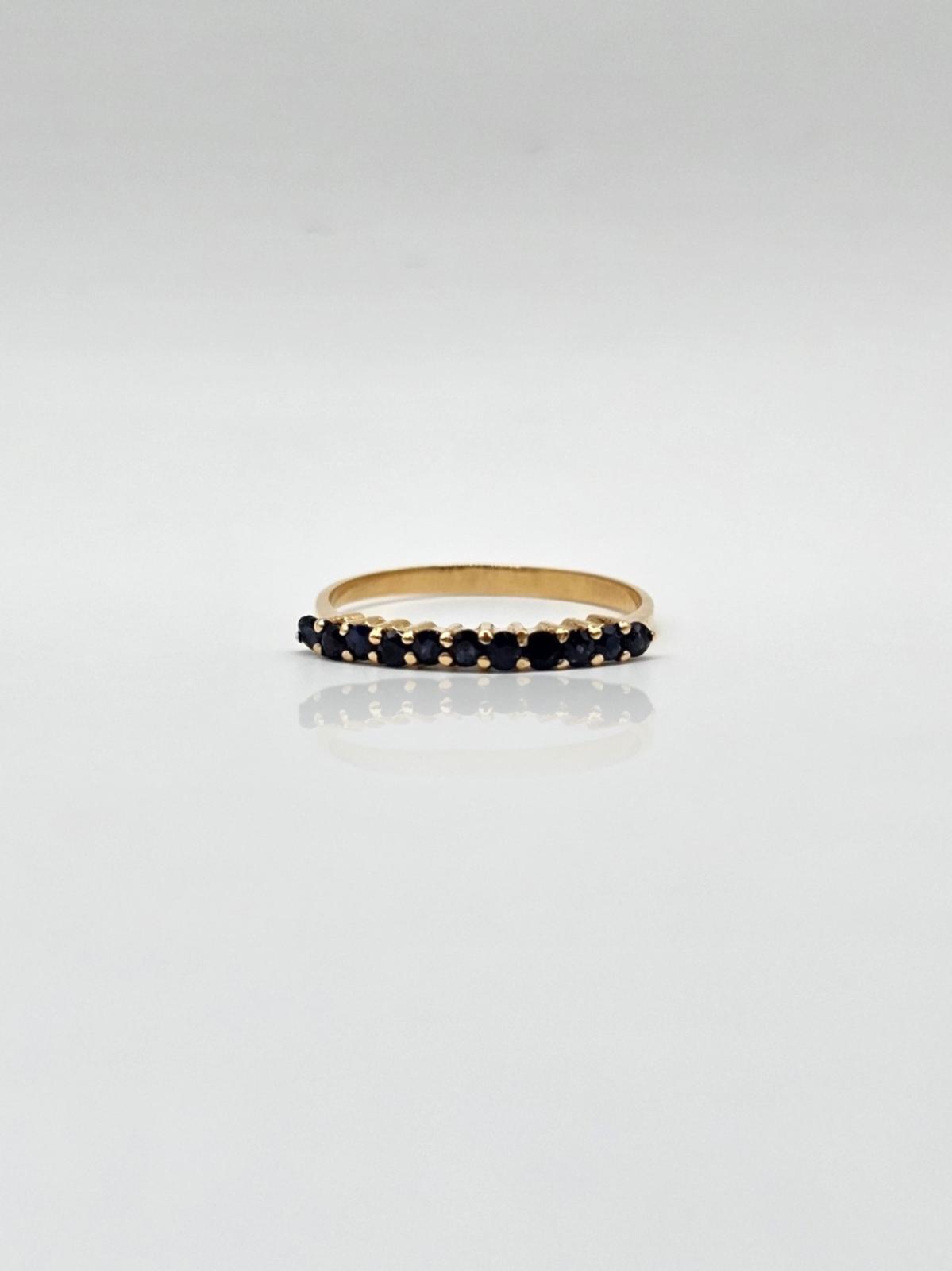 ANILLO CON ZAFIROS N15