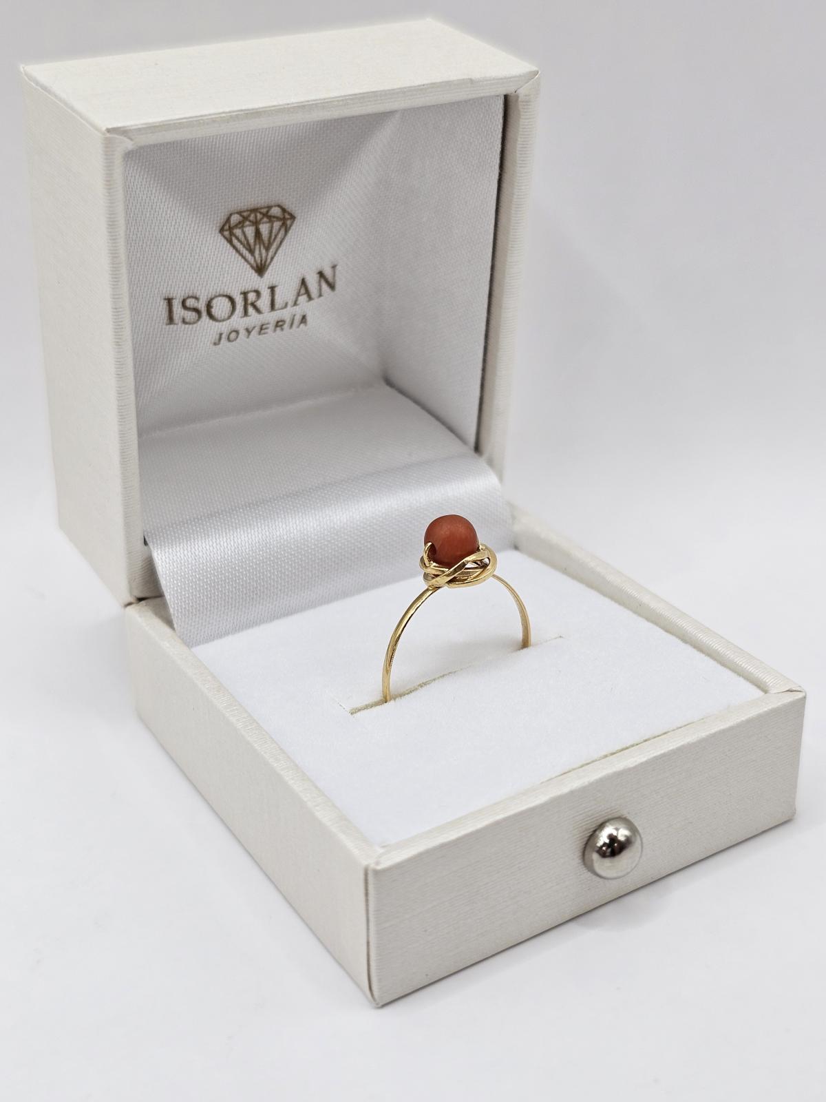 ANILLO FINO CON PERLA ROJA N12,5 - Imagen 2