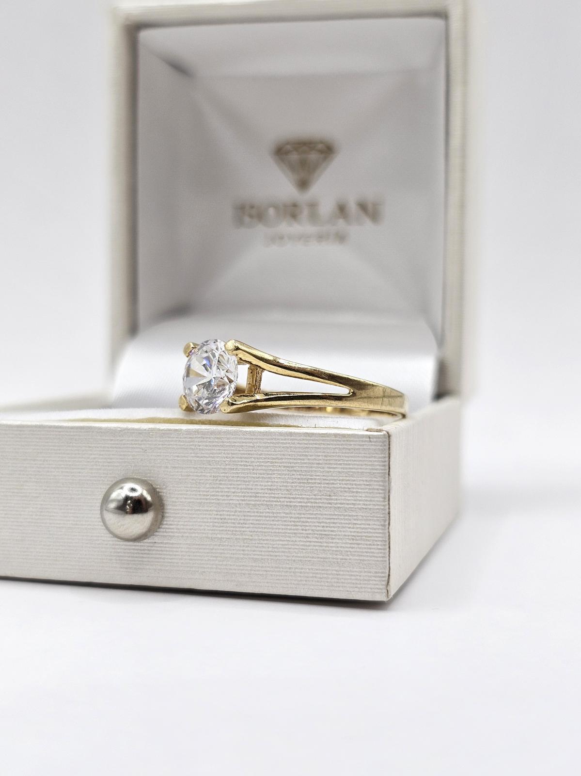 ANILLO COMPROMISO CON CIRCON CENTRAL N17,5 - Imagen 3