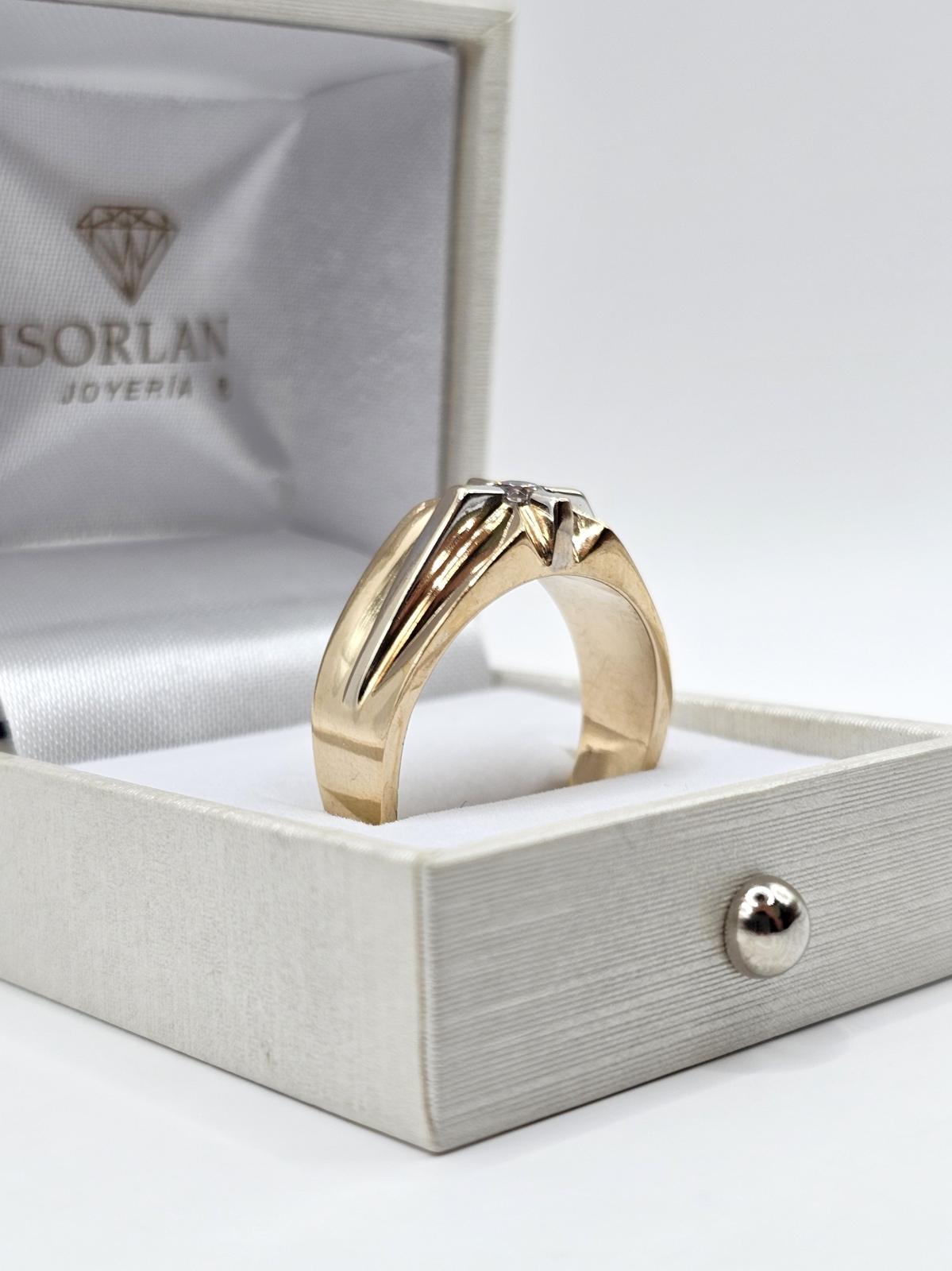 ANILLO SOLITARIO BICOLOR CON CIRCON N28 - Imagen 3