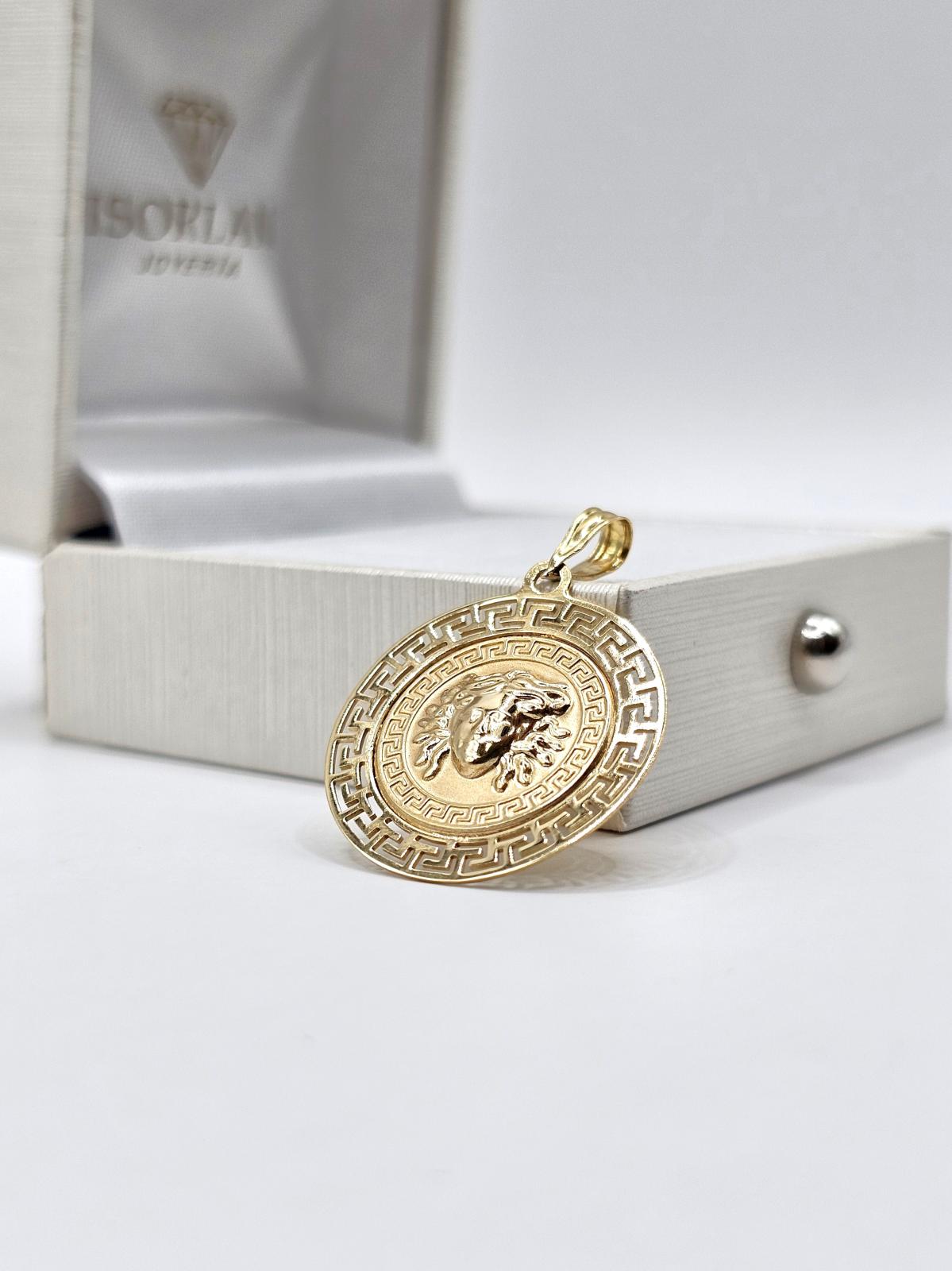 COLGANTE MEDALLA TIPO VERSACE - Imagen 2
