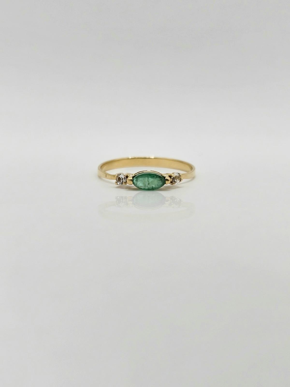 ANILLO FINO ESMERALDA