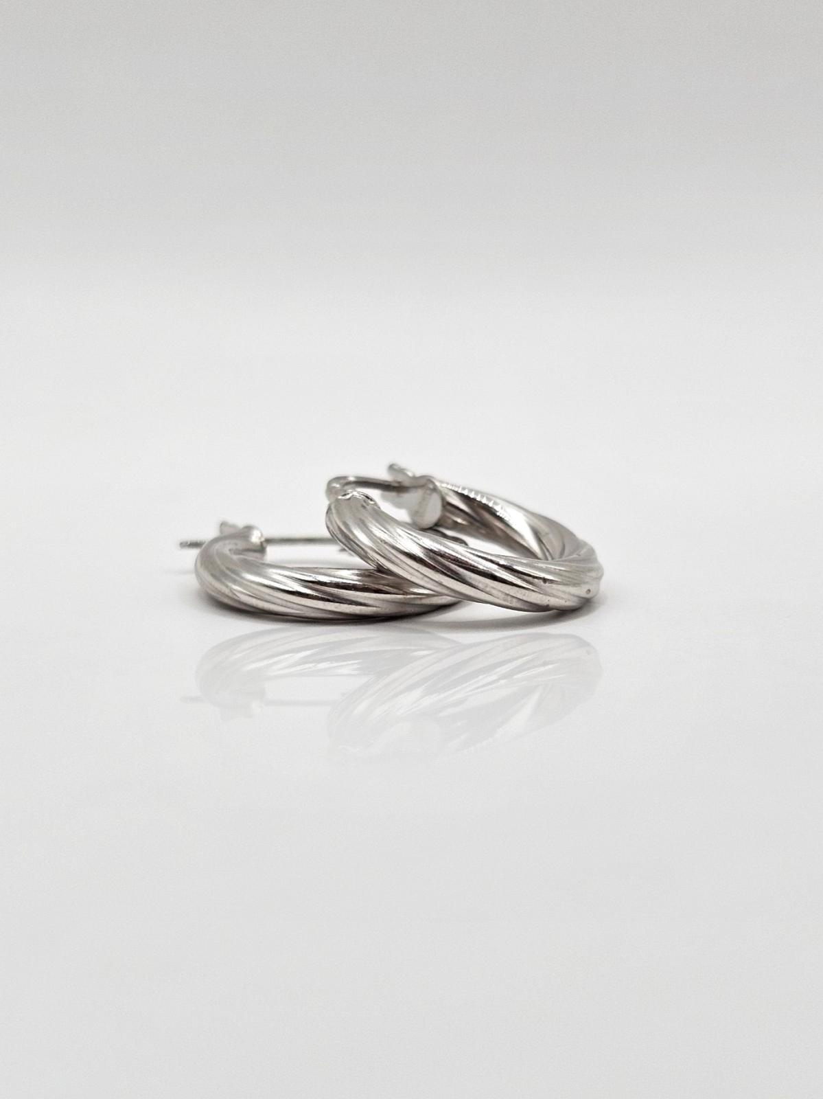 PENDIENTES ARO PEQUEÑOS ORO BLANCO - Imagen 2