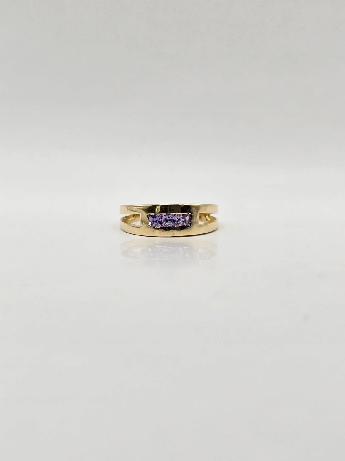 Anillo Circones Morados N14,5