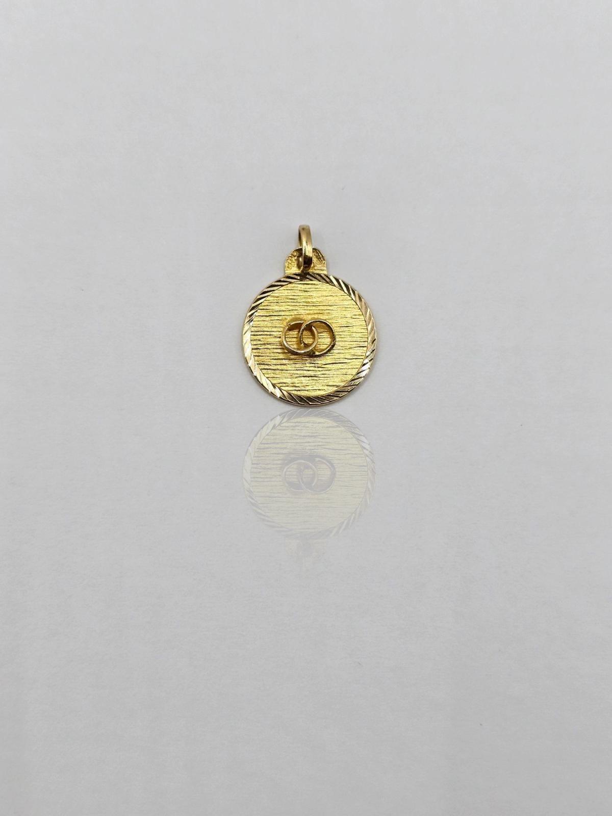 Colgante Medalla Con Alianzas