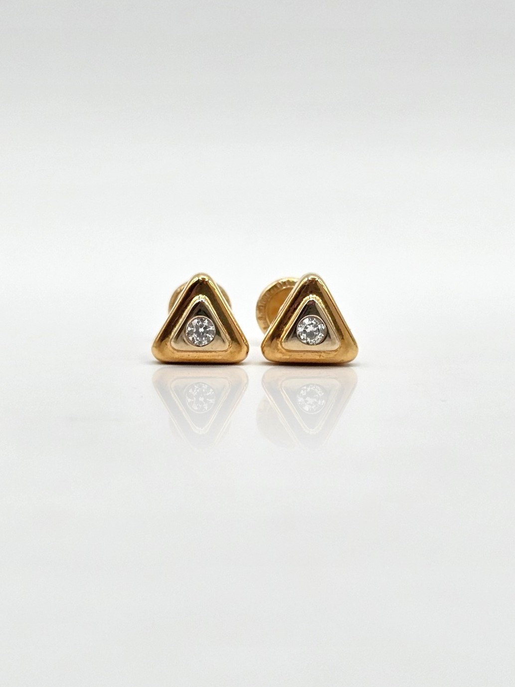 TOPITOS TRIANGULO CON CIRCON